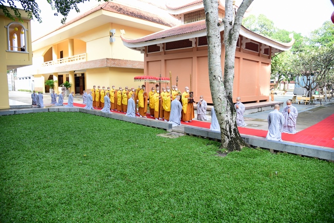 Lễ truyền giới Sa di Phương Trượng